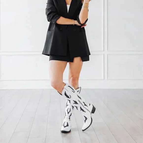 Women's White Pointed Toe Zipper Cowgirl Boots Lace up Chunky Heel Western Boots - Picture 3 of 7